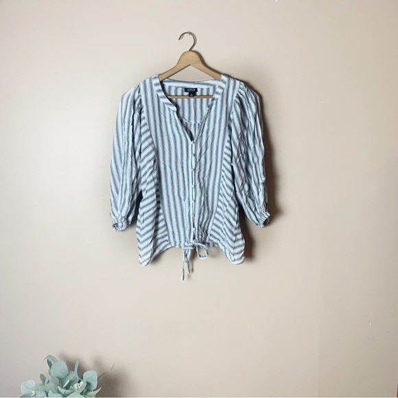 Women's Preppy Casual White & Gray Striped Button Down Tie 3/4 Sleeve Top - Picture 1 of 9